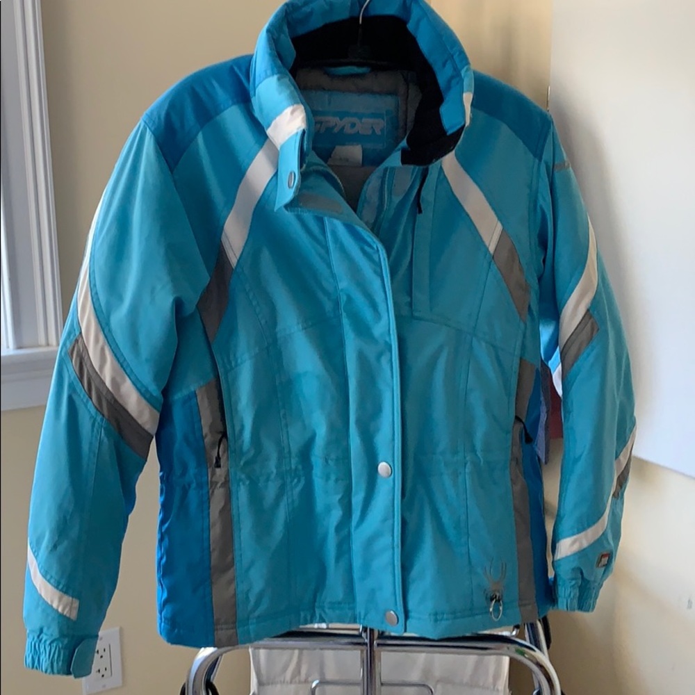 SPYDER GIRLS SKI JACKET SIZE 14 LIGHT BLUE
